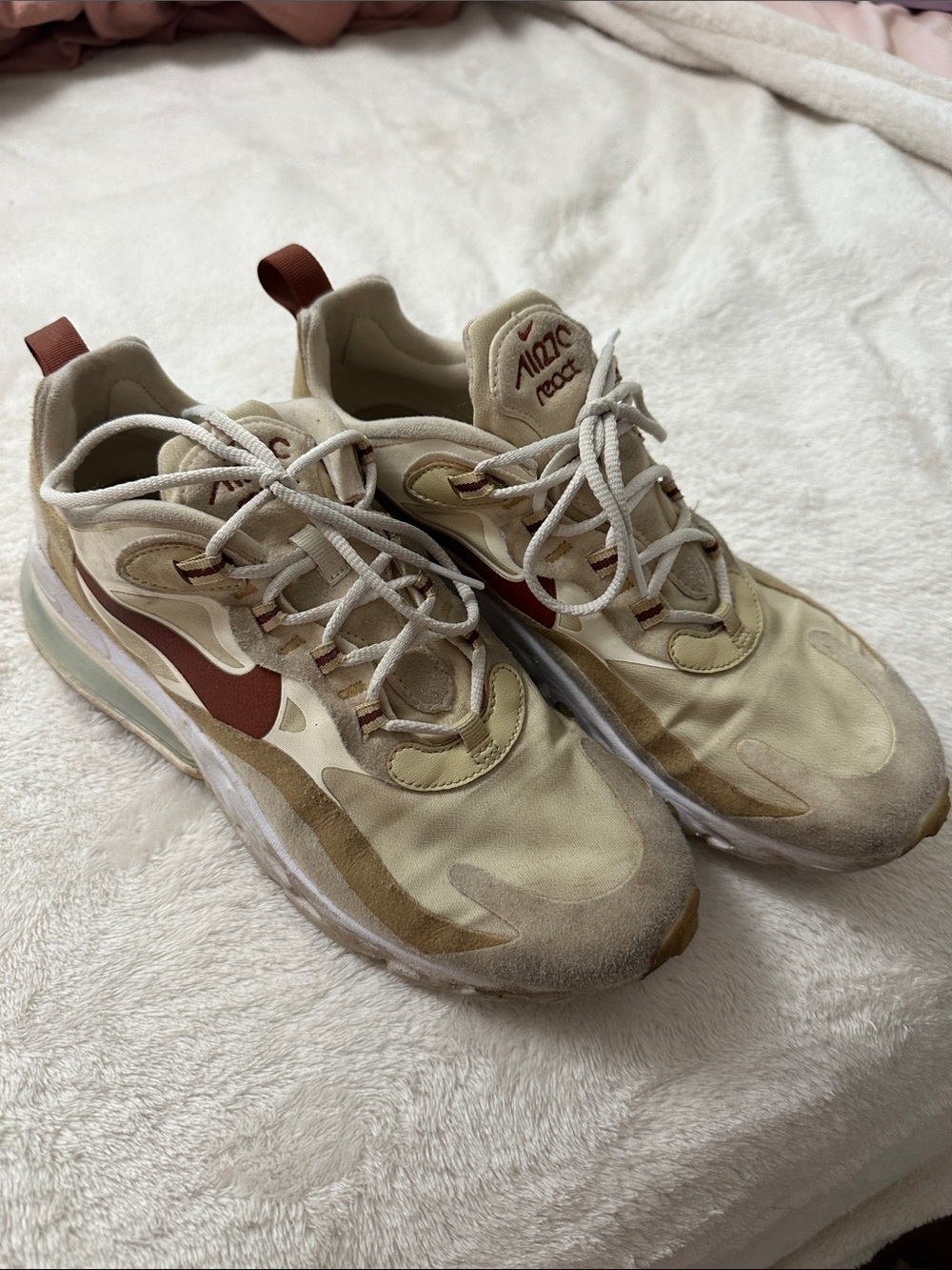 Nike 270 Sneakers in Cream with Rust Swoosh